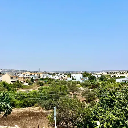 Sunny Imperial Apartment